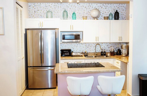 Candelero Abajo Condo | Cozy 3-bedroom condo with WiFi and AC Tropicana Beach House 27C