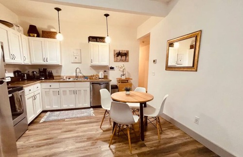 Northeast Minneapolis Arts District House | Cozy 3-bedroom Home in NE Historic Arts District
