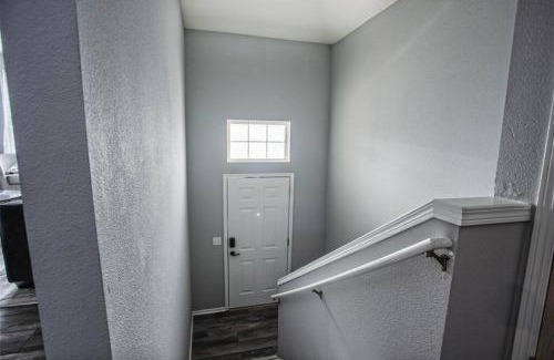 Olathe House | Cozy 3 Bedrooms and 2 baths in Olathe sleeps 8.
