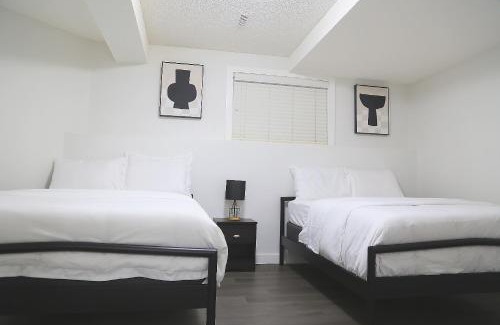 Calgary Apartment | Cozy 3 beds Suite Near Calgary Airport Sleeps 6
