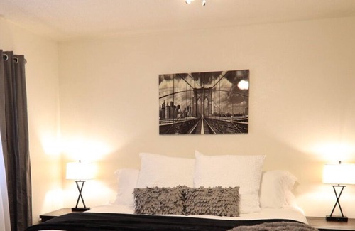 Westside House | Cozy 3 BR home w/high ceilings and hot tub.