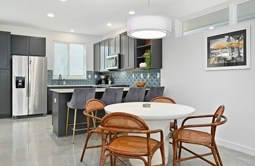 Sweetbriar Condo | Cozy 3bd/2.5 bth off South Congress
