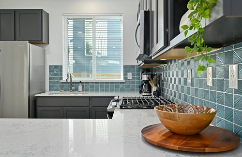 Sweetbriar Condo | Cozy 3bd/2.5 bth off South Congress