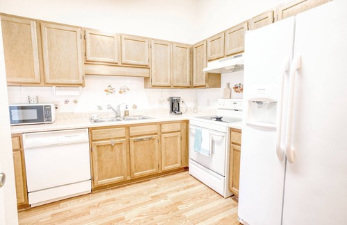 Gulf Breeze House | Cozy 3BD close to Pensacola & Navarre Beaches!