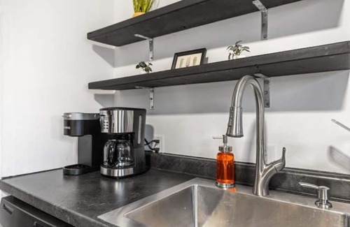 Creston Heights House | Cozy 3BR 1Mile From Downtown
