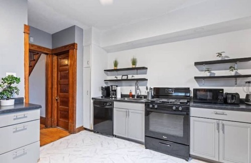 Creston Heights House | Cozy 3BR 1Mile From Downtown