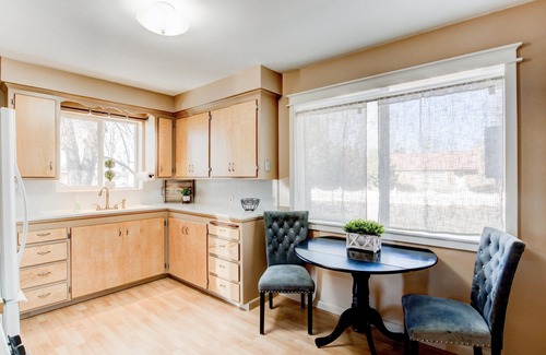 Holladay House | Cozy 3BR 2BA Bungalow Centrally Located