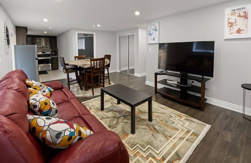 Caledon Apartment | Cozy 3BR Caledon Bsmt Suite w/Private Access & Basketball Court—Near Brampton!