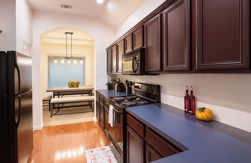 McKinney House | Cozy 3BR Hidden Gem Getaway in McKinney with EV Fast Charger, Near Everything
