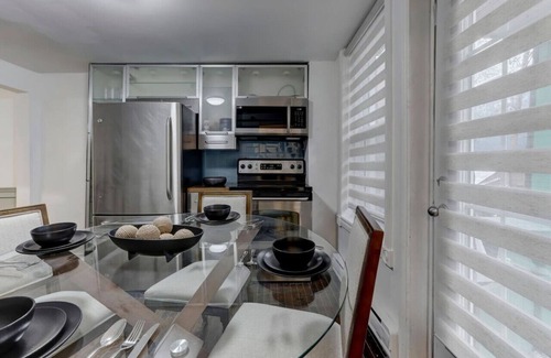 Sainte-Marie Apartment | Cozy 3BR in Montreal's Gay Village, Steps from Vibrant Nightlife and Cultural Attractions