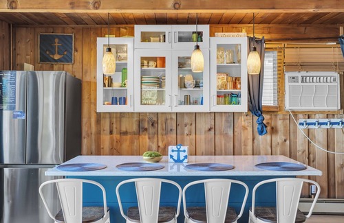 Clarklake Cottage | Cozy 3BR lakefront cottage with hot tub perfect for families w/private dock.