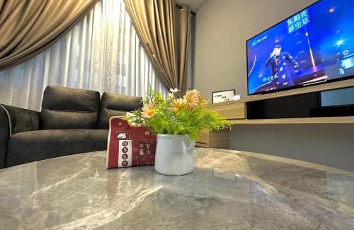 Kuching Apartment | Cozy 3BR Riverfront Sweet Homestay Kuching