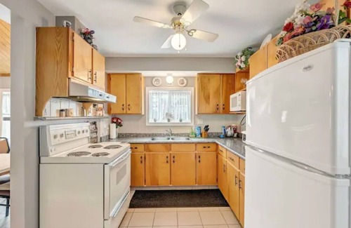 Scugog Cottage | Cozy 4 bedroom cottage near lake Scugog!