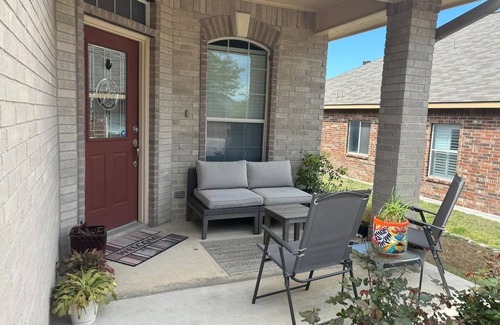 San Antonio House | Cozy 4-bedroom house in delightful San Antonio with AC, WiFi