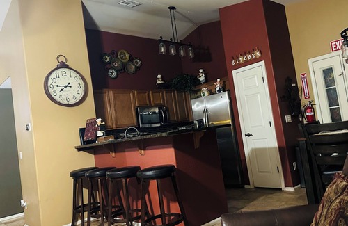 Avondale House | Cozy 4-bedroom house in charming Avondale with WiFi, AC & pool