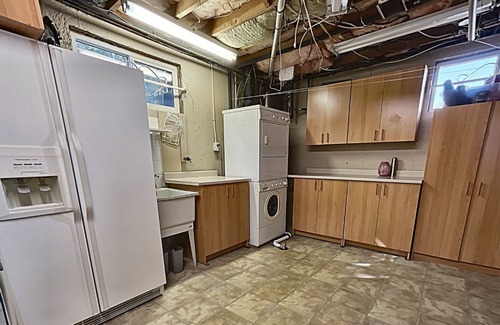 Northeast Edmonton House | Cozy 4 bedroom with 2 fireplaces