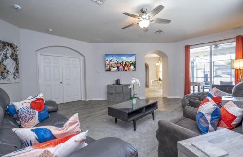 Trafalgar Village House | Cozy 4Bd Home Pool & Hot Tub at Trafalgar Resort
