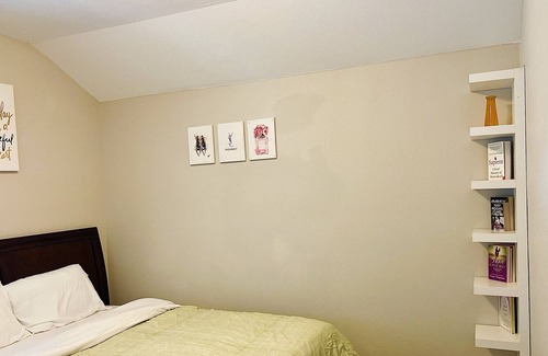 Dallas House | Cozy 4BDR house 15 min from downtown Dallas