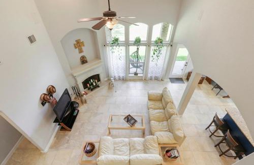 Sterling Ridge House | Cozy 4bdrm 3bath Home in The Woodlands