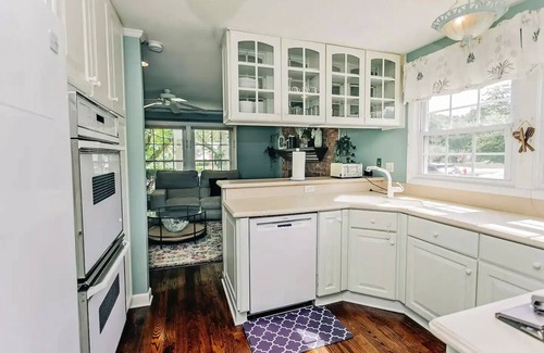Wasco House | Cozy 4BR Home with 2.5 Baths
