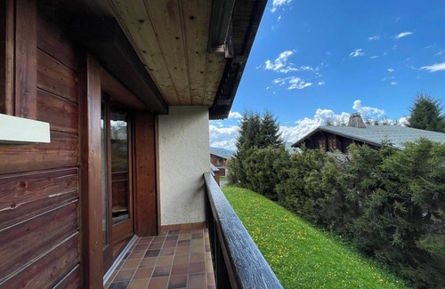 Crest-Voland Apartment | Cozy 6-Person Apartment Near Ski Lifts and Shops