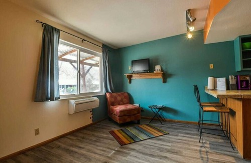 Moab House | Cozy Adventure Pad Near Downtown - Rose Tree 2