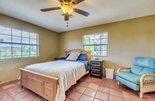 Alto House | Cozy Alto Cabin with Grill and Mtn Views 2 Mi to Lake