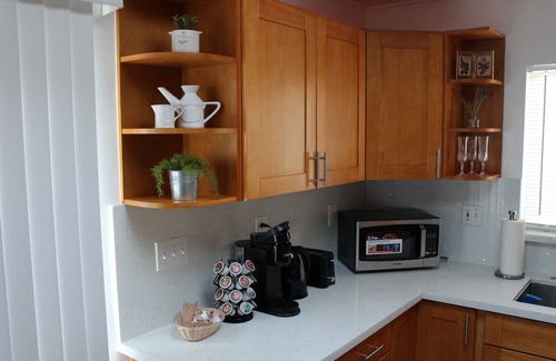 Pinole House | Cozy and Charming Family Friendly Home Between Napa and SF