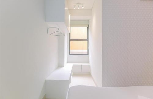 Depok Apartment | Cozy and Clean 2BR at Transpark Cibubur Apartment By Travelio