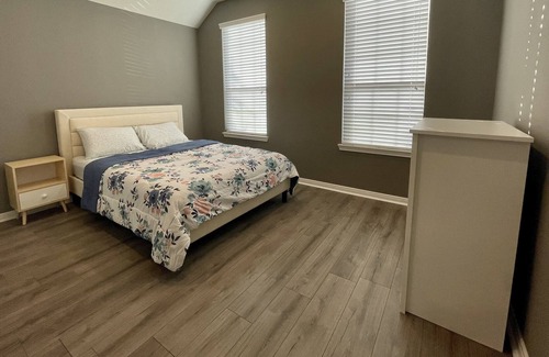 Katy House | Cozy and clean space