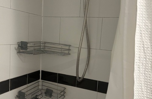 Queens Apartment | Cozy and comfortable studio room on lower level of townhouse with private entry