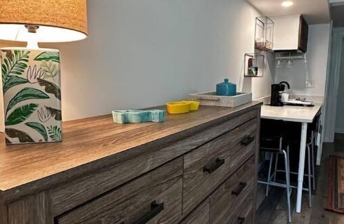 Marblehead Apartment | Cozy and comfortable 1Bdr