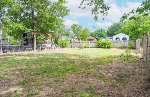 Eastside Promise Neighborhood Cottage | Cozy and Gorgeous 2br/1ba Near Amazing Downtown