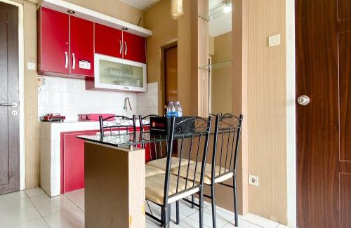 Pekayon Jaya Apartment | Cozy and Minimalist 2BR at Mutiara Bekasi Apartment By Travelio