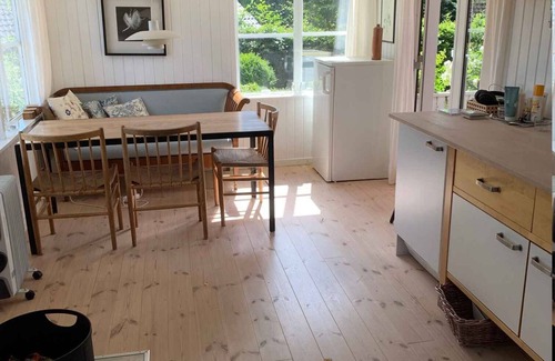 Hornslet House | Cozy and modernized fishing cabin