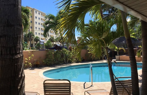 Redington Shores Condo | Cozy And Quaint "Old Florida" Beach Condo - Updated Kitchen