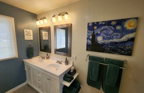 Sheridan House | Cozy and quiet