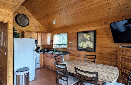 McBride Cabin | Cozy and Relaxing Getaway Cabin #13