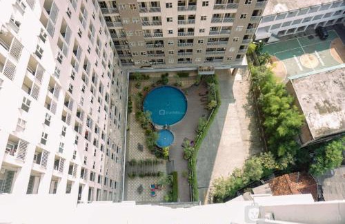Ciputat Apartment | Cozy and Simply Look Studio Room Baileys Apartment By Travelio