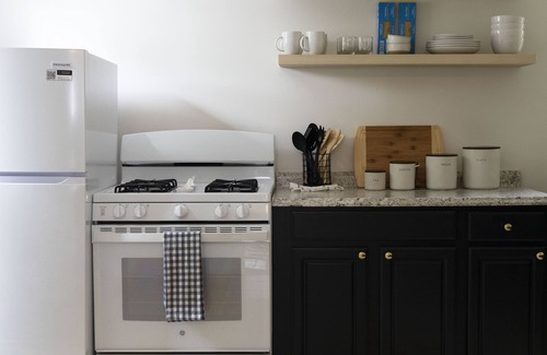 Kingston House | Cozy and Spacious House near Downtown Kingston