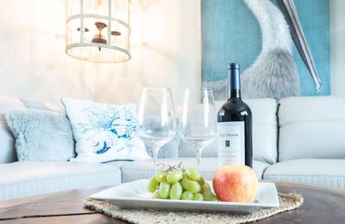 Grayland House | Cozy and Stylishly-Walk To The Beach - Sleeps 5
