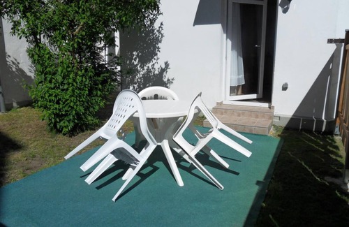 Kuehlungsborn Apartment | Cozy and sunny vacation apartment - ideal for couples and small families with one child
