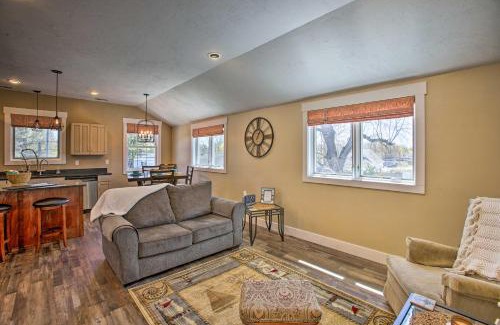 Ludington Apartment | Cozy and Urban Ludington Apt about 1 Mi to Lake Michigan