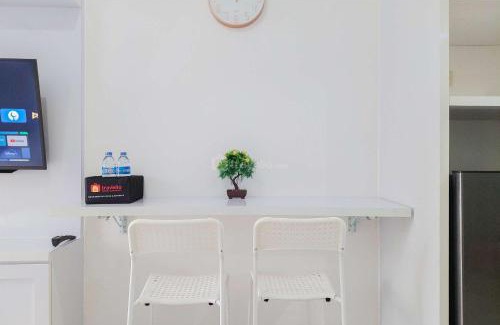Ciputat Apartment | Cozy and Well Furnished Studio Baileys Apartment By Travelio