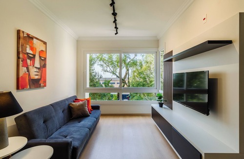 Santo Antonio Apartment | Cozy and Well-located Apartment in POA - Rfa303