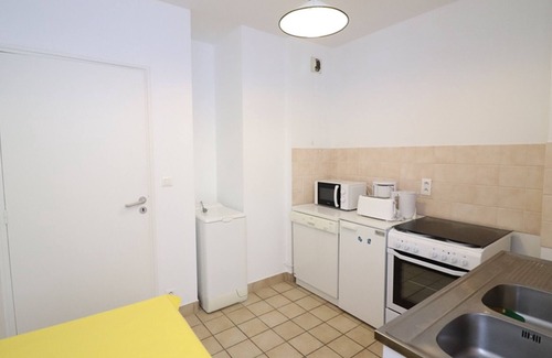 Saint-Vincent-de-Salers Apartment | Cozy Apartment in Saint-Vincent-de-Salers, Near Puy Mary, 2 Bedrooms, Ideal for Hikes & Skiing