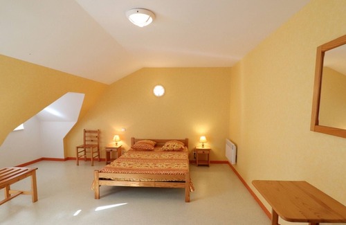 Saint-Vincent-de-Salers Apartment | Cozy Apartment in Auvergne, Near Puy Mary - Sleeps 4, BBQ, Hiking, and More
