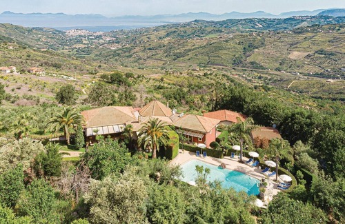 Laureana Cilento Apartment | Cozy apartment in Laureana Cilento (SA)