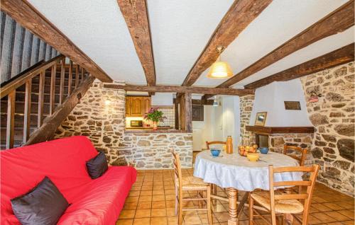 Saint-Chely-d'Aubrac Apartment | Cozy Apartment In Saint-Chely-D'aubrac