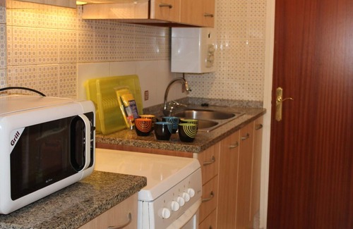 Llanca Apartment | Cozy Apartment 100m from Port Beach, Close to Promenade & Shops, WiFi Available